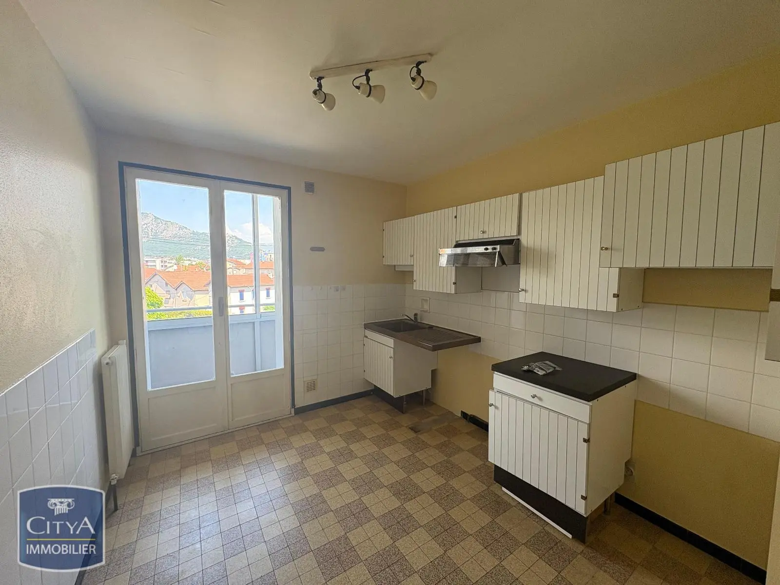 Photo 5 Appartement 4 pièces 77.49m²
