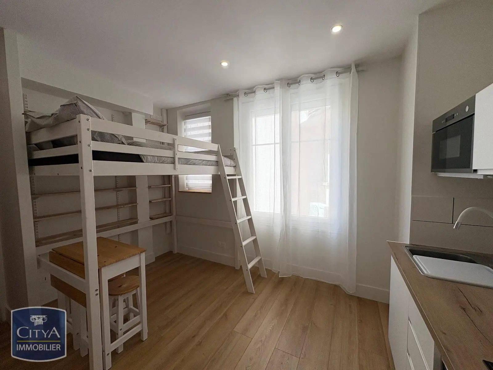 Photo 1 Appartement 1 pièce 14.41m²