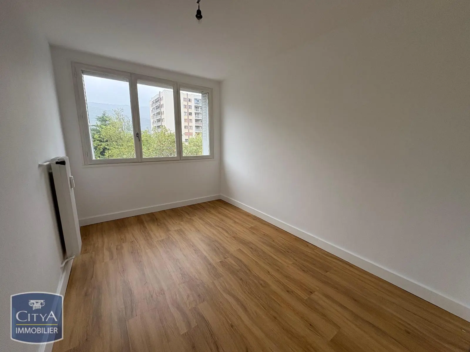 Photo 2 Appartement 4 pièces 65m²