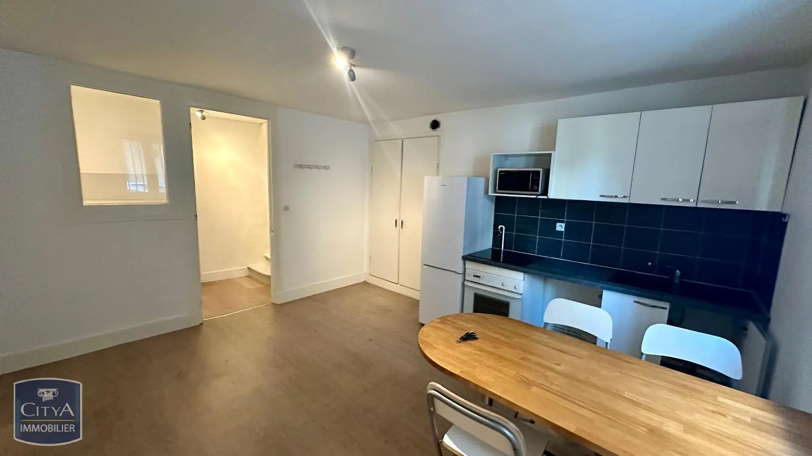 Photo 2 Appartement 1 pièce 42.1m²