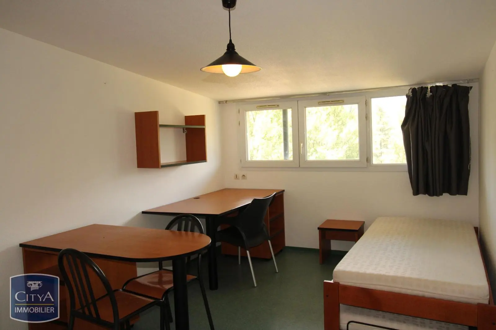Photo 1 Appartement 1 pièce 18.3m²