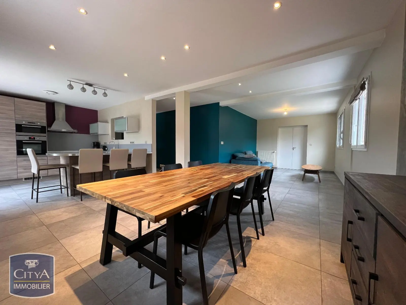 Photo Maison 7 pièces 184.96m²