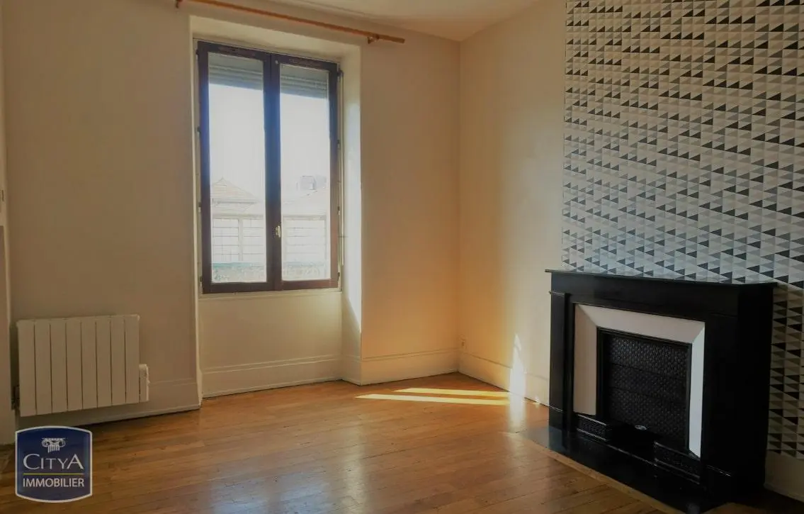 Photo 1 Appartement 1 pièce 37m²