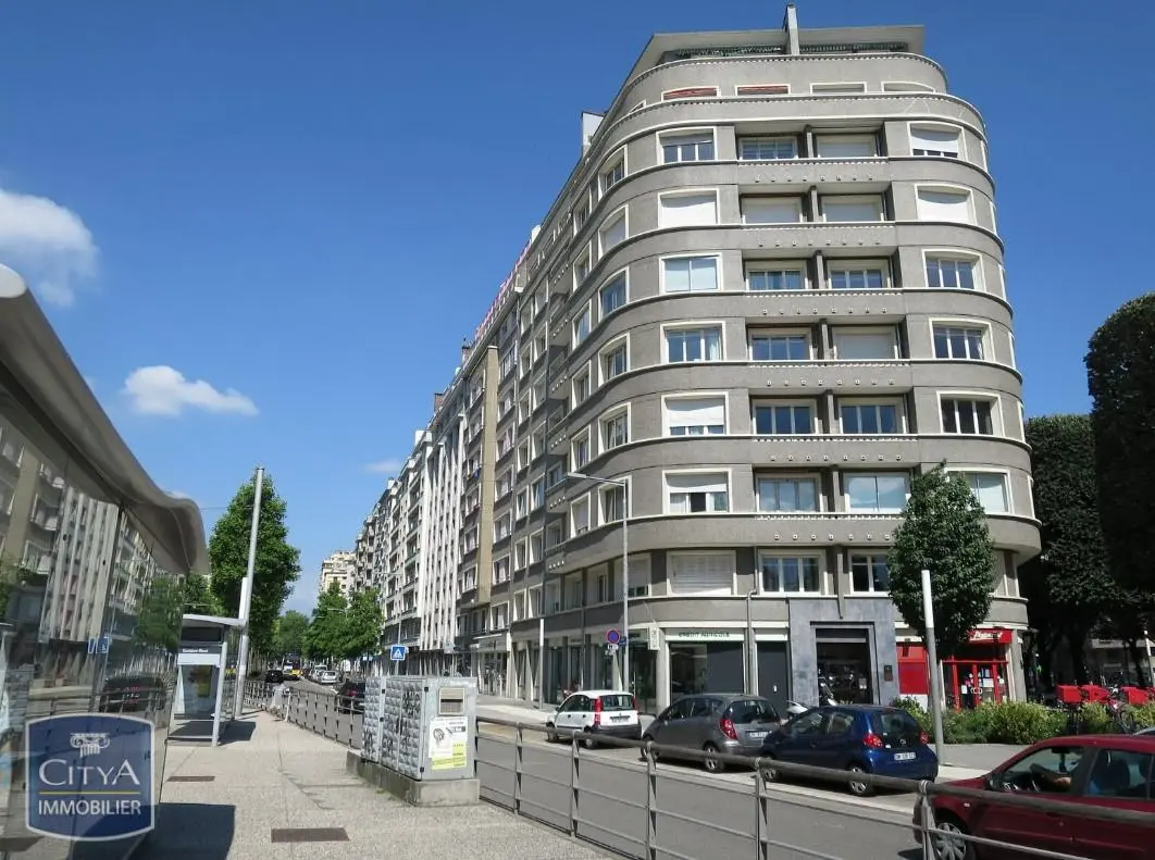 Photo 1 Appartement 3 pièces 52.83m²