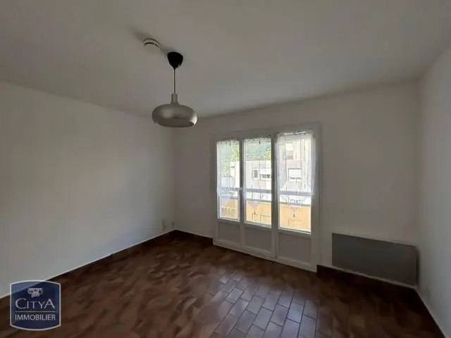 Photo 1 Appartement 1 pièce 18.47m²