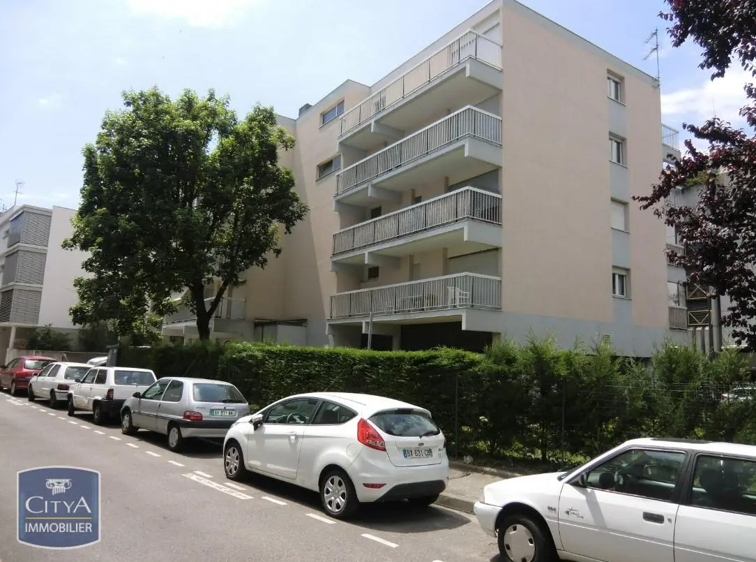 Photo 1 Parking 15m²