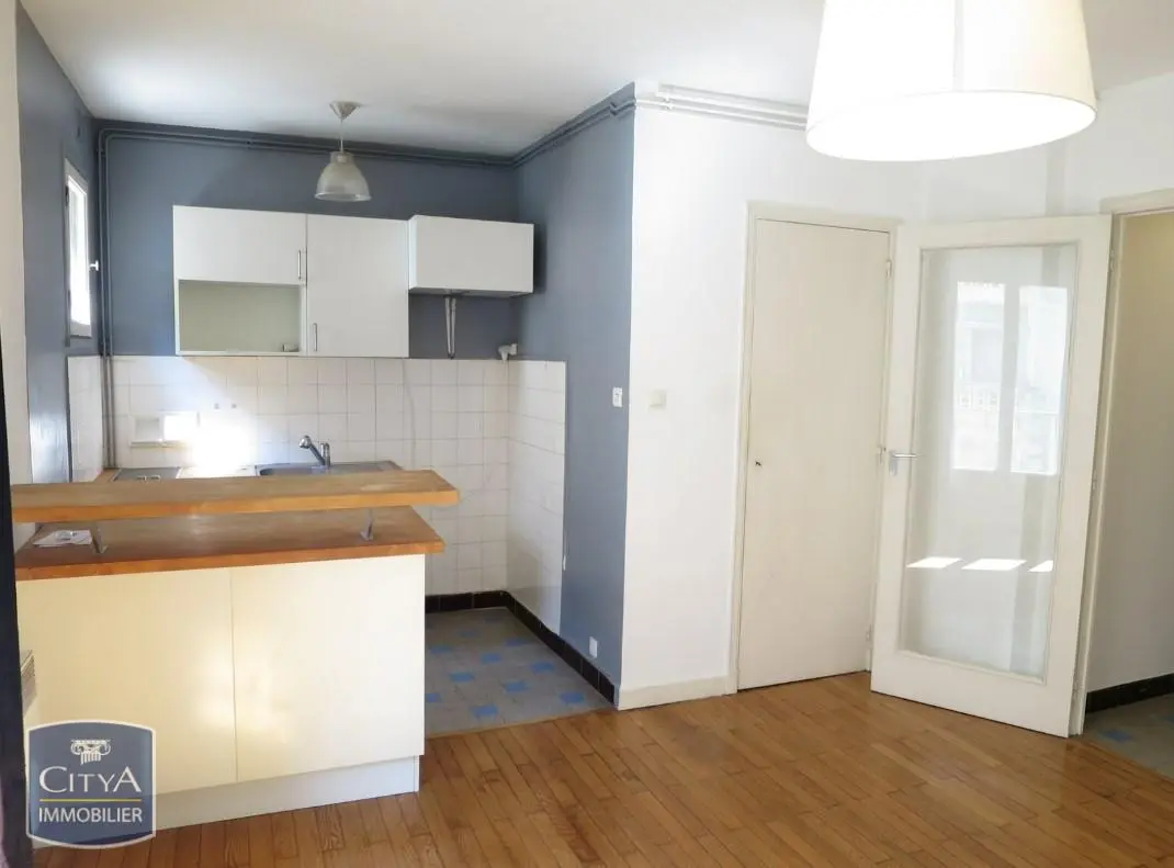 Photo 1 Appartement 1 pièce 23.33m²
