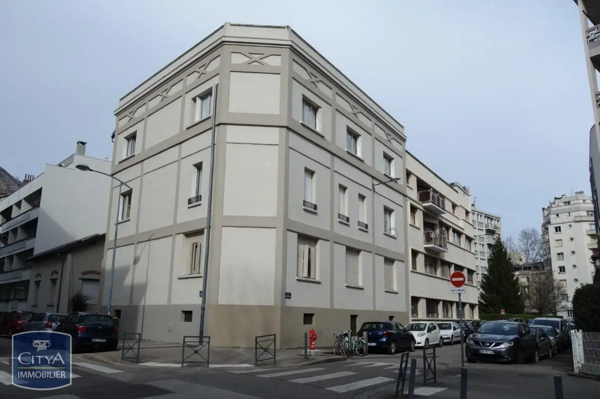 Photo 7 Appartement 1 pièce 21.82m²