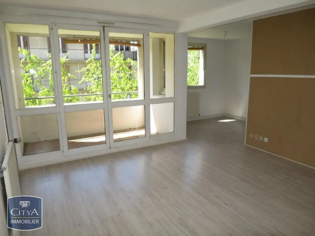 Photo 1 Appartement 4 pièces 80.96m²