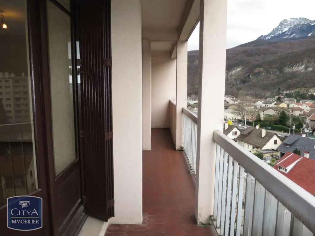 Photo 8 appartement Fontaine
