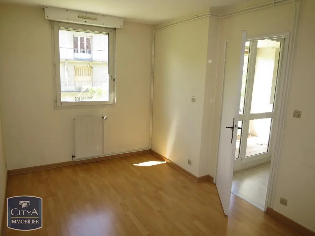 Photo 3 Appartement 4 pièces 80.96m²