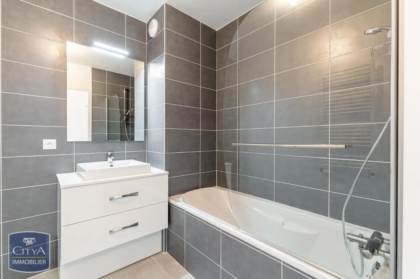 Photo 17 Appartement 2 pièces 61.8m²