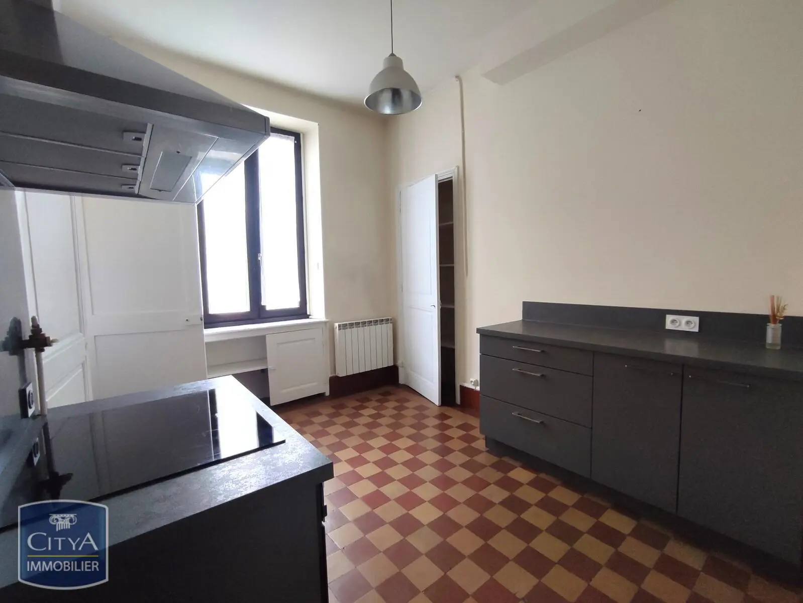 Photo 3 Appartement 1 pièce 38.51m²
