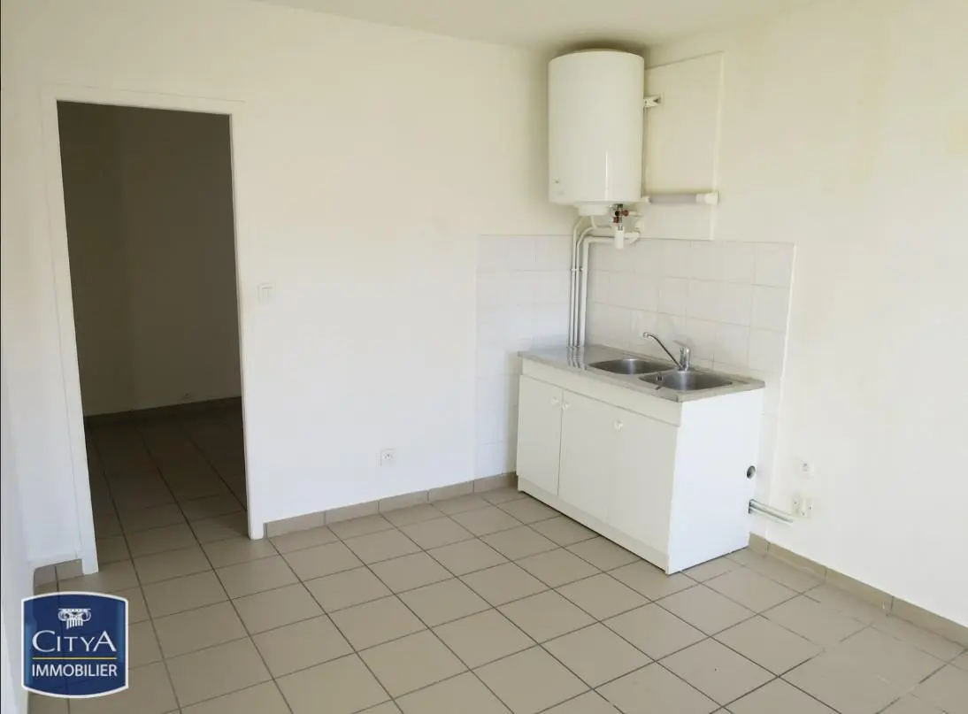 Photo 2 Appartement 1 pièce 28.83m²