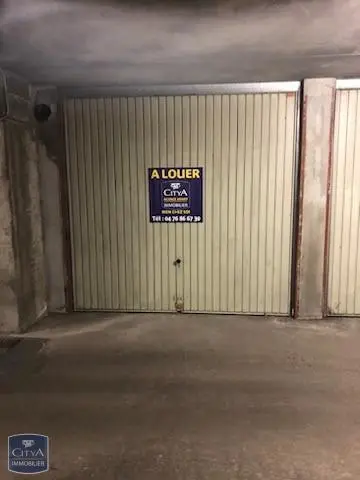 Photo 2 Parking 15m²