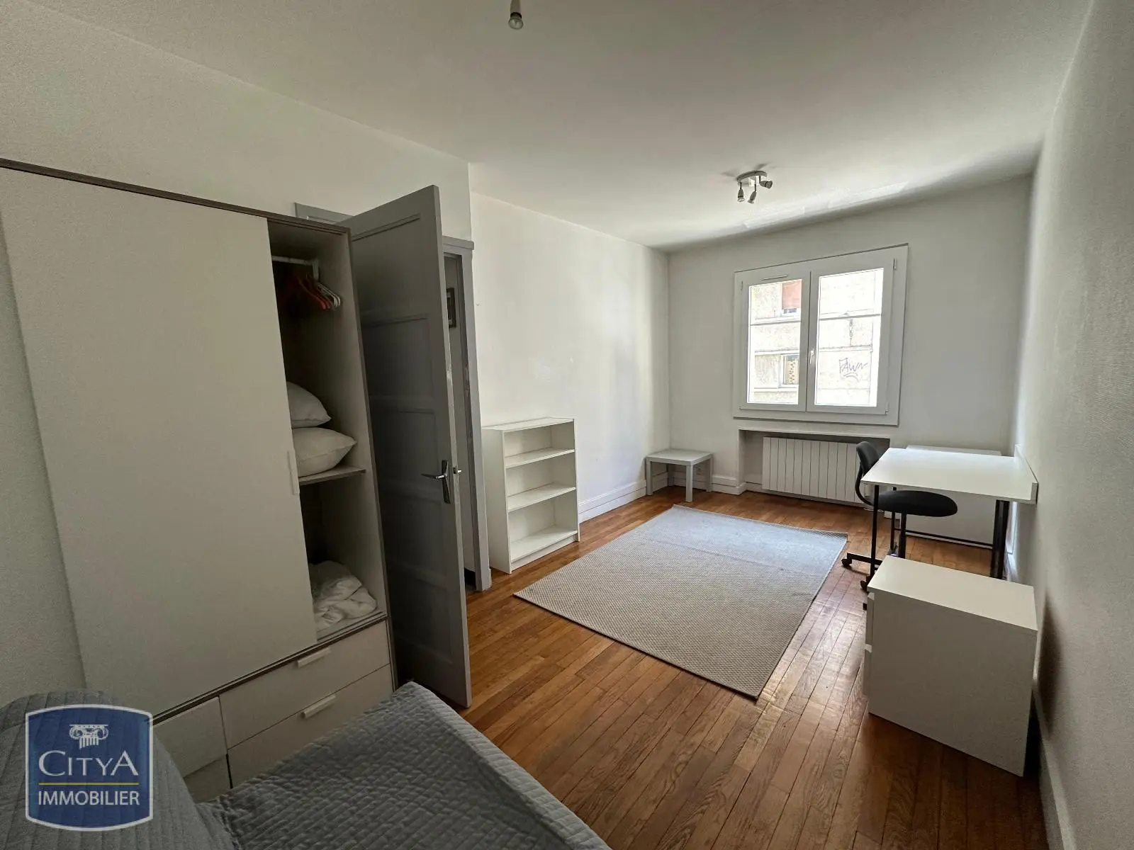 Photo 1 Appartement 1 pièce 29.88m²