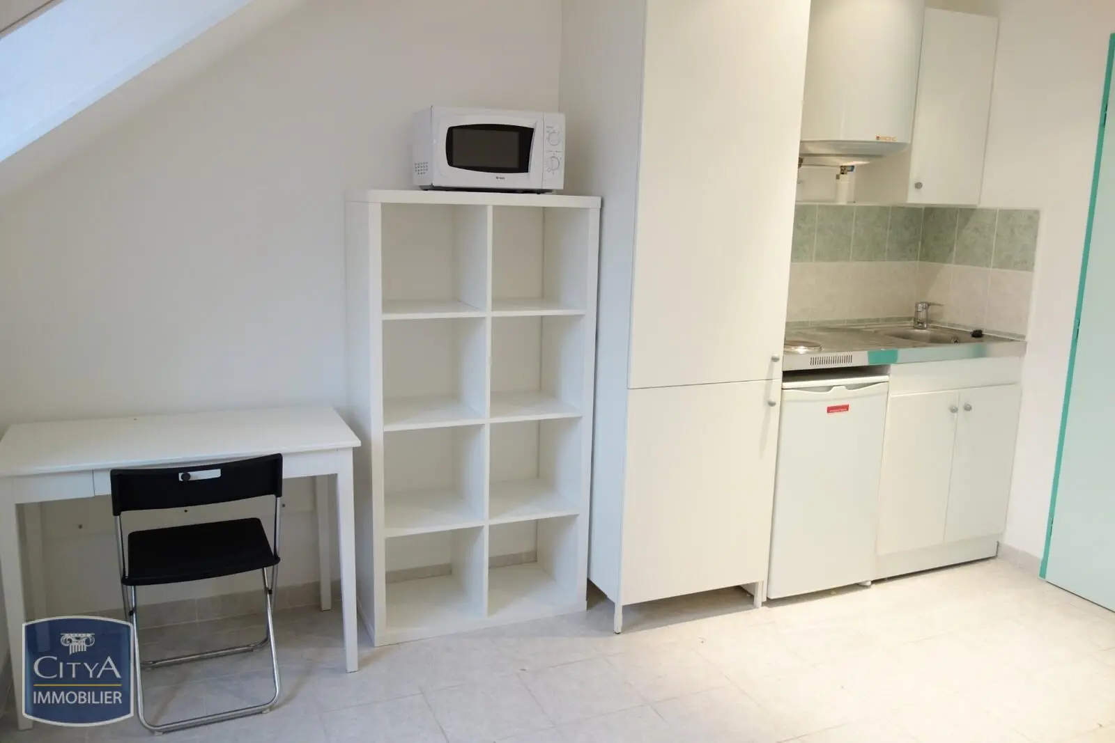 Photo 2 Appartement 1 pièce 11.89m²