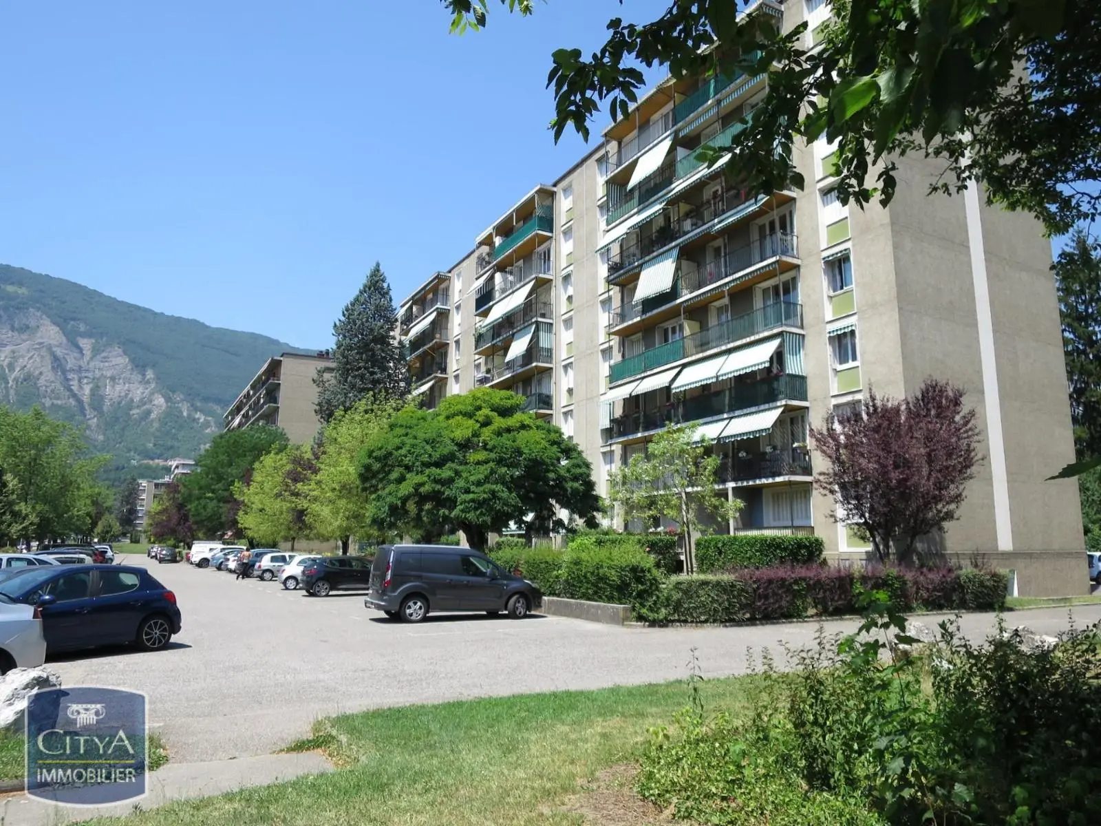 Photo 1 Parking 12m²
