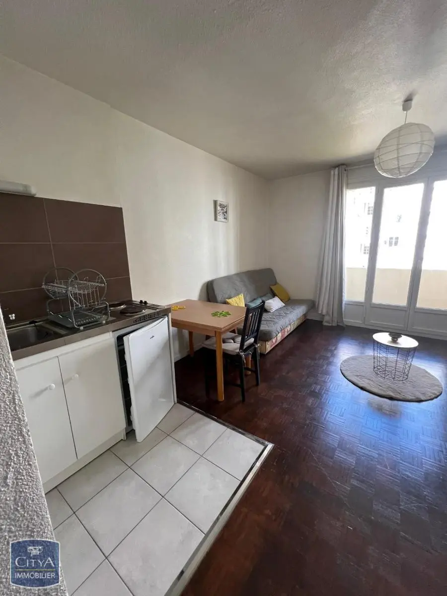 Photo 2 Appartement 1 pièce 21.67m²