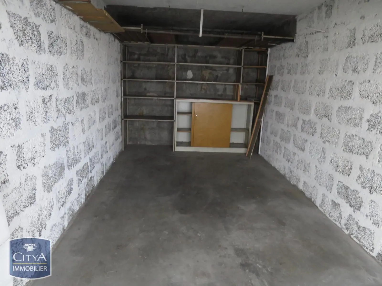 Photo 2 Parking 12m²