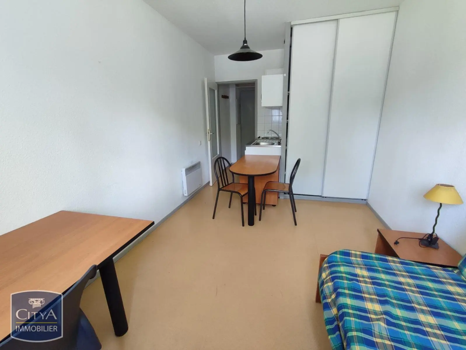 Photo 2 Appartement 1 pièce 18.73m²