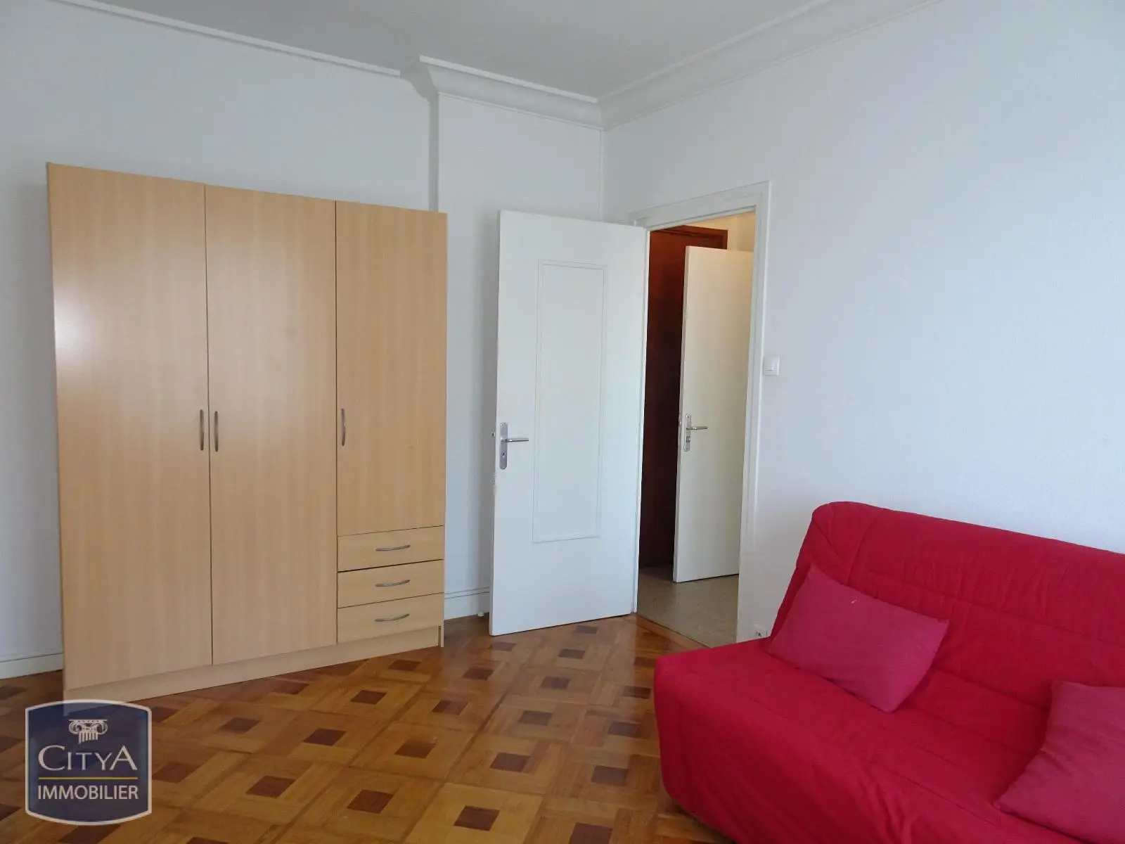 Photo 2 Appartement 1 pièce 29.63m²