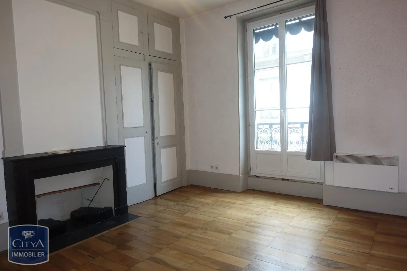 Photo 1 Appartement 1 pièce 31.04m²