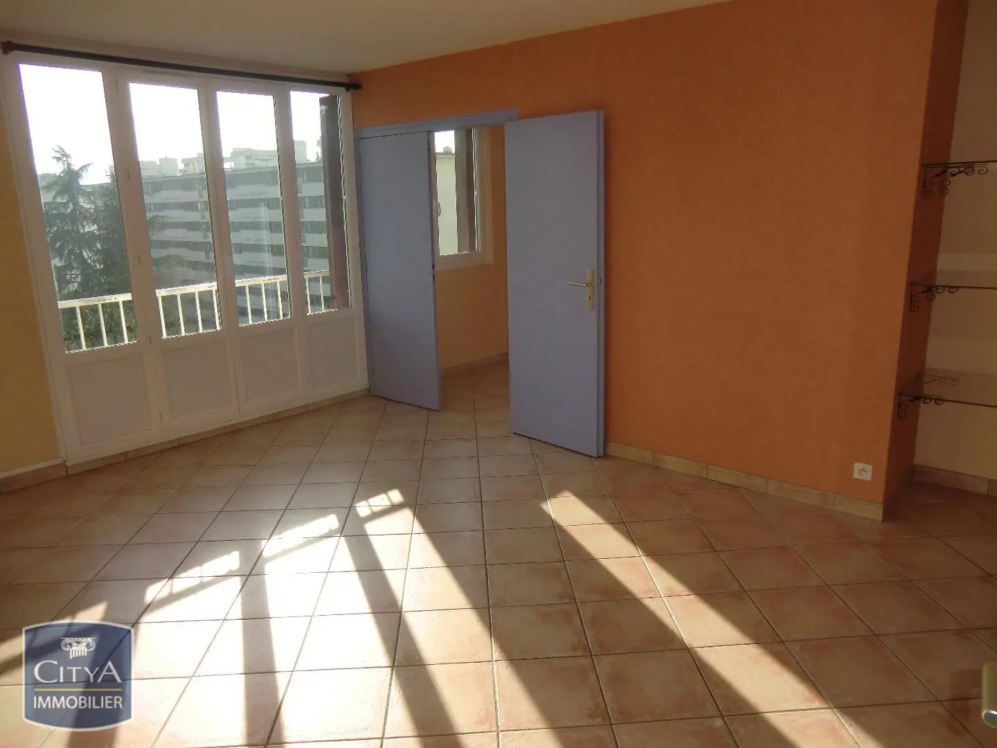 Photo 1 Appartement 4 pièces 64.56m²