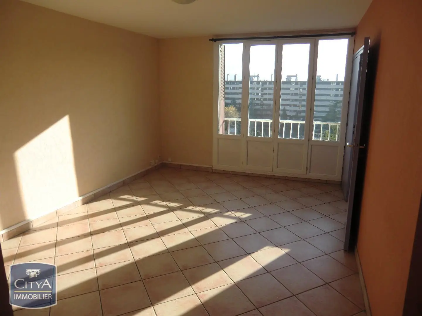 Photo 2 Appartement 4 pièces 64.56m²