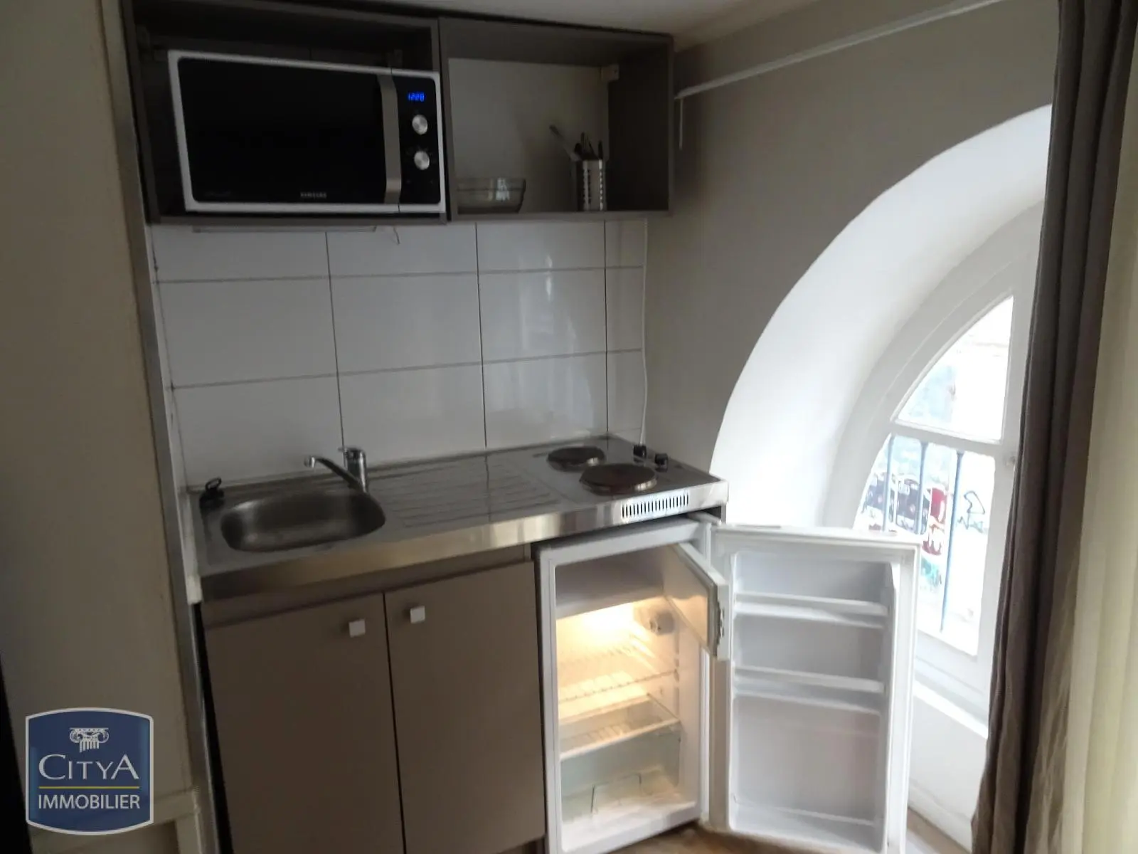 Photo 3 Appartement 1 pièce 15.98m²