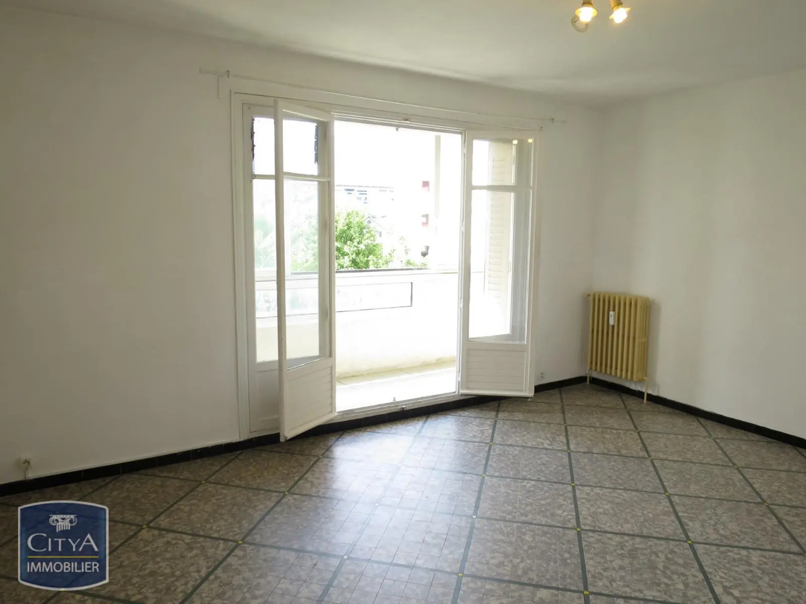 Photo 1 Appartement 1 pièce 33.1m²