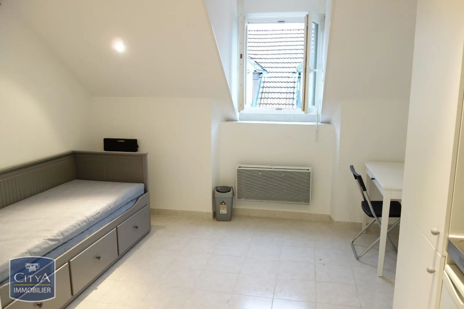 Photo 1 Appartement 1 pièce 11.89m²