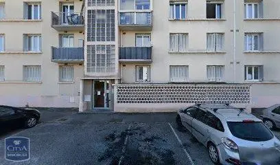 Photo 1 Parking