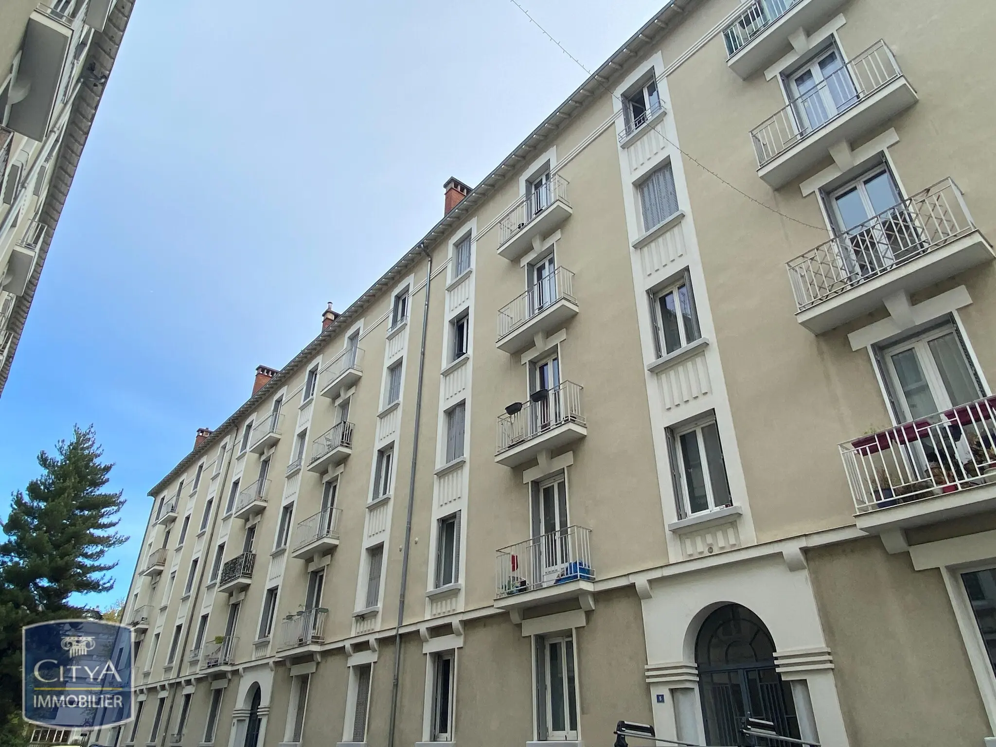 Photo 1 Appartement 4 pièces 59.37m²