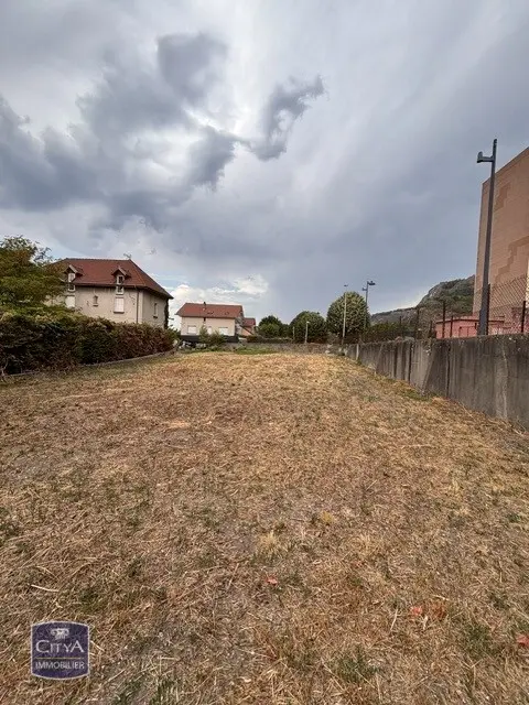 Photo 2 Immeuble 232m²