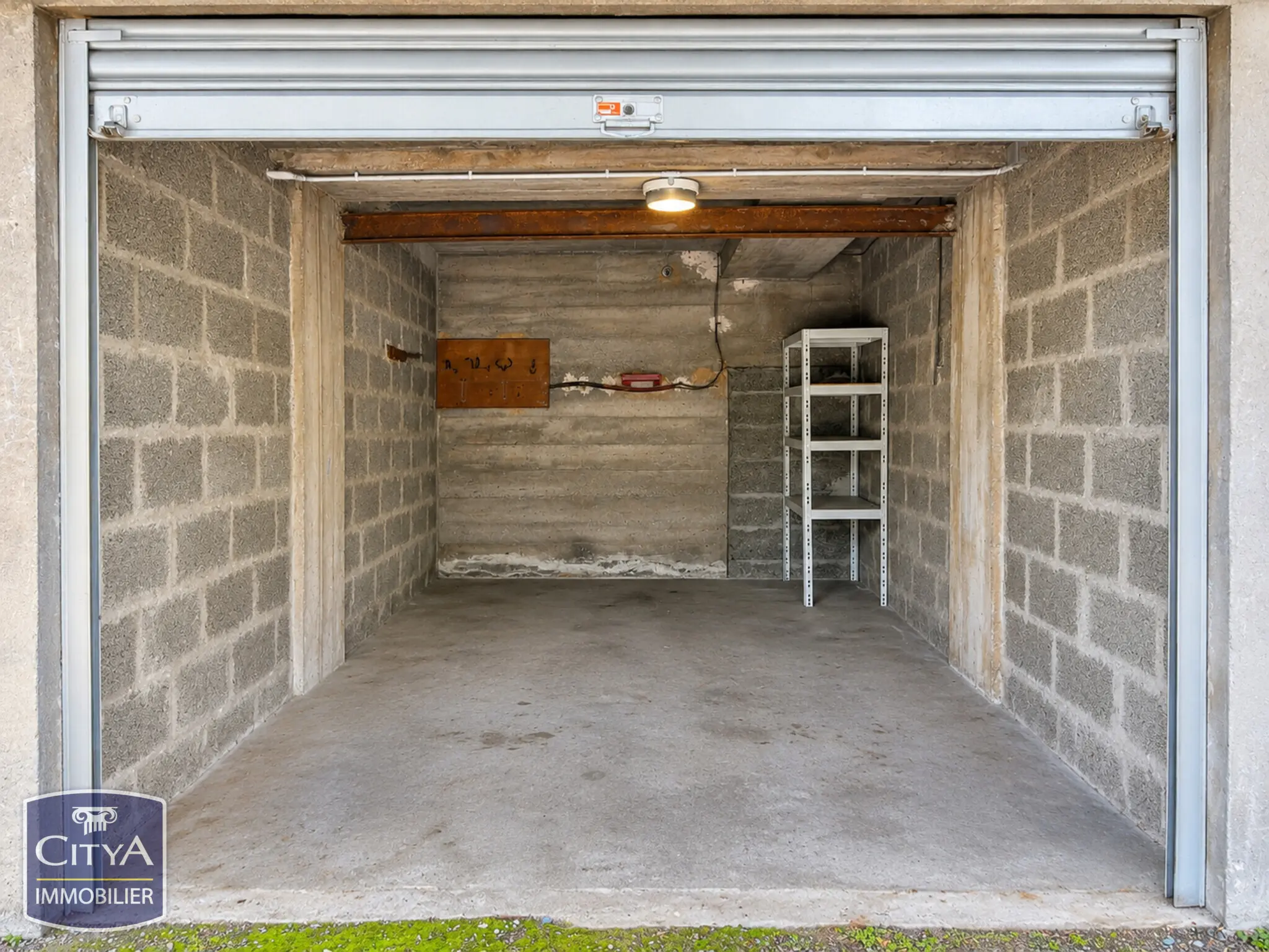 Photo 2 Parking 15m²