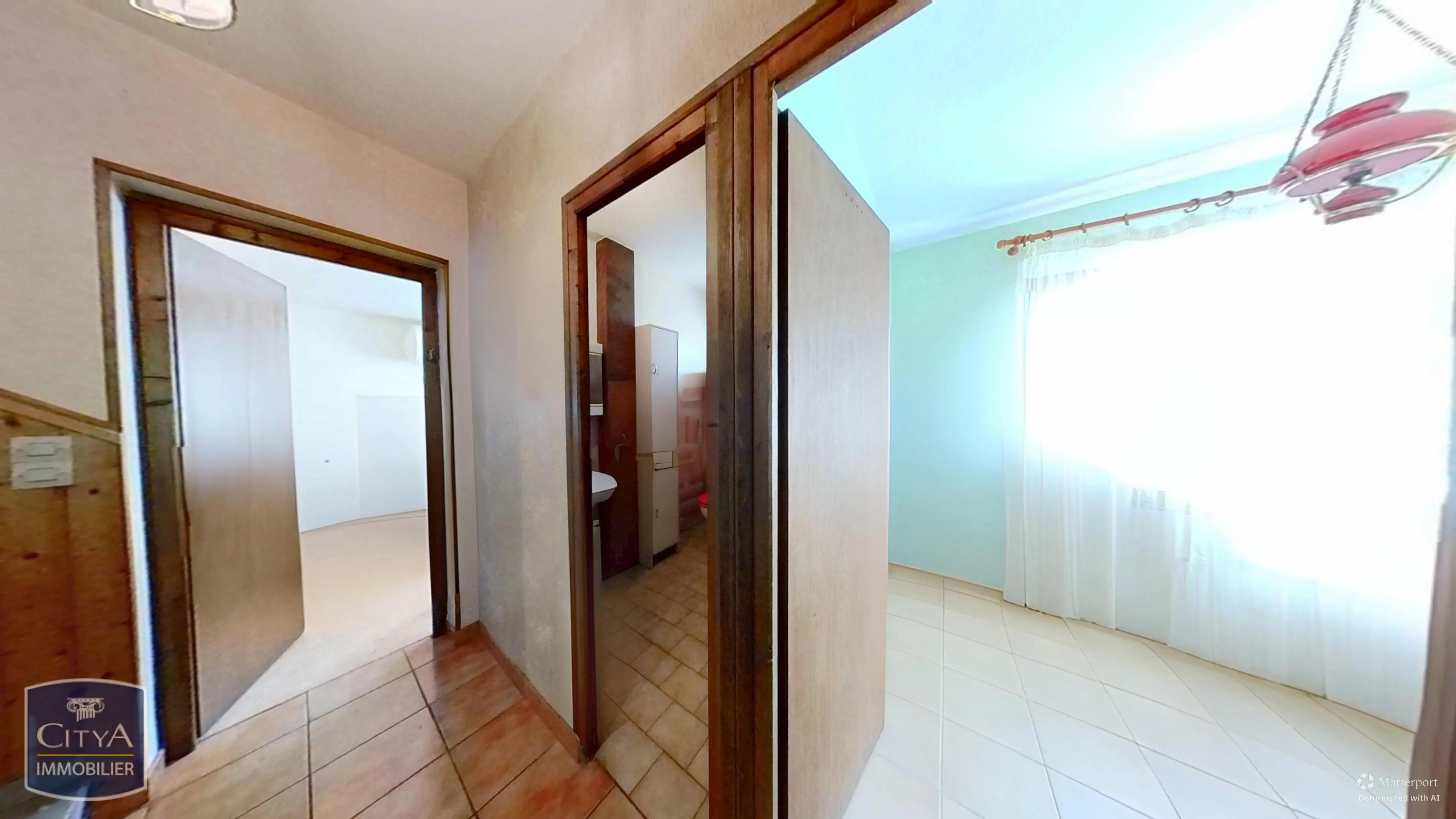 Photo 9 Local Professionnel 120m²