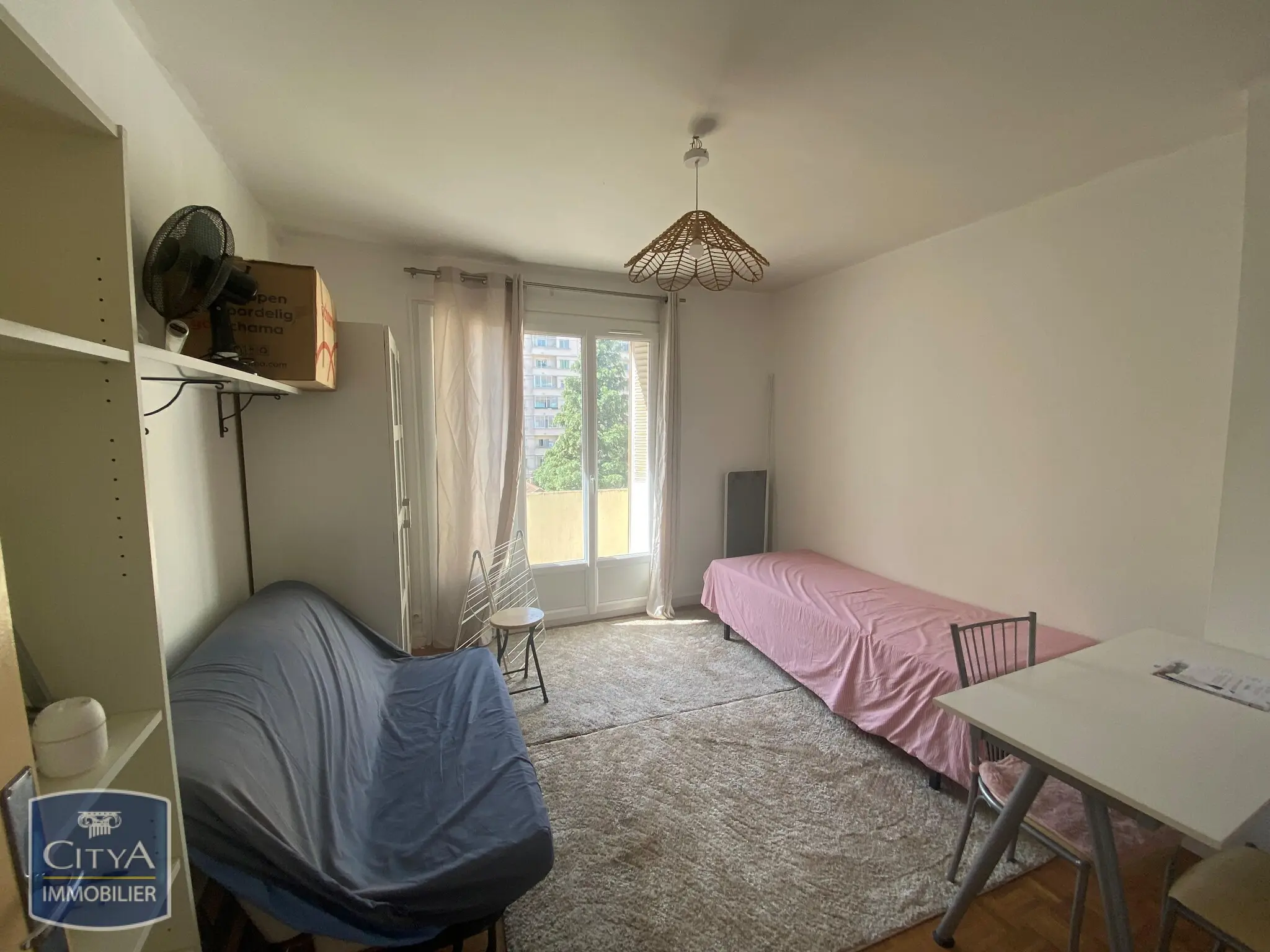 Photo 1 Appartement 1 pièce 23m²