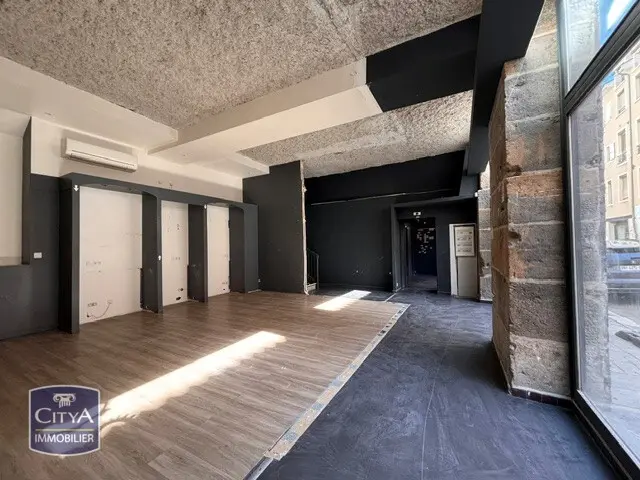 Photo 2 Local Commercial 230m²