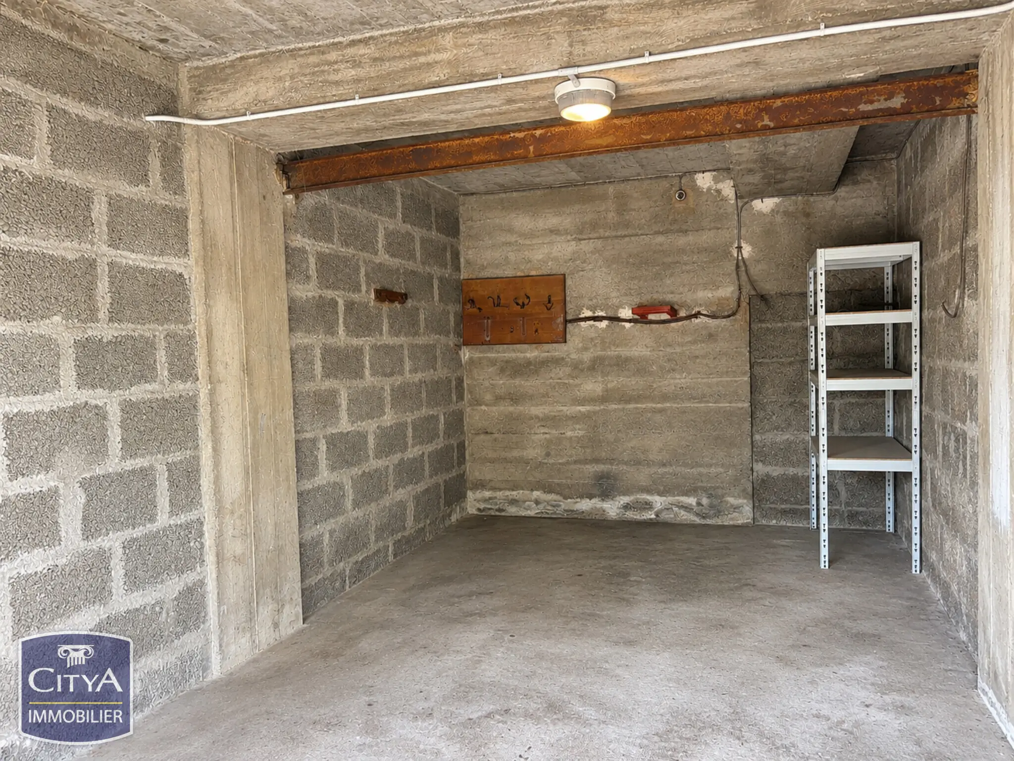 Photo 1 Parking 15m²