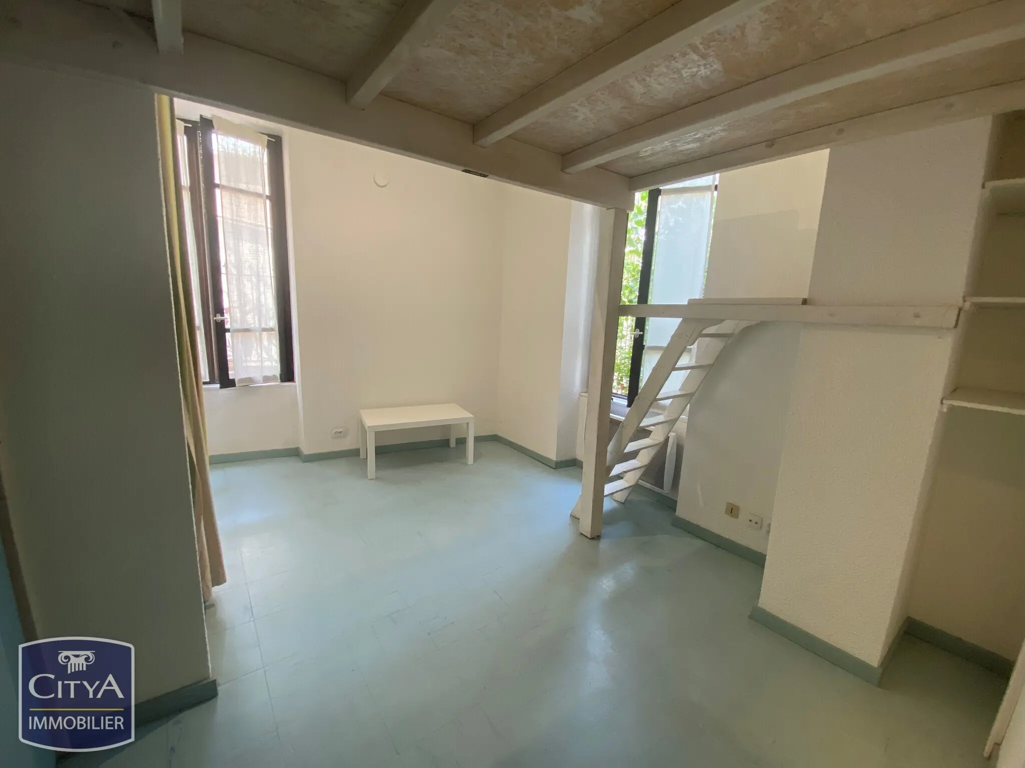 Photo 2 Appartement 1 pièce 16.74m²