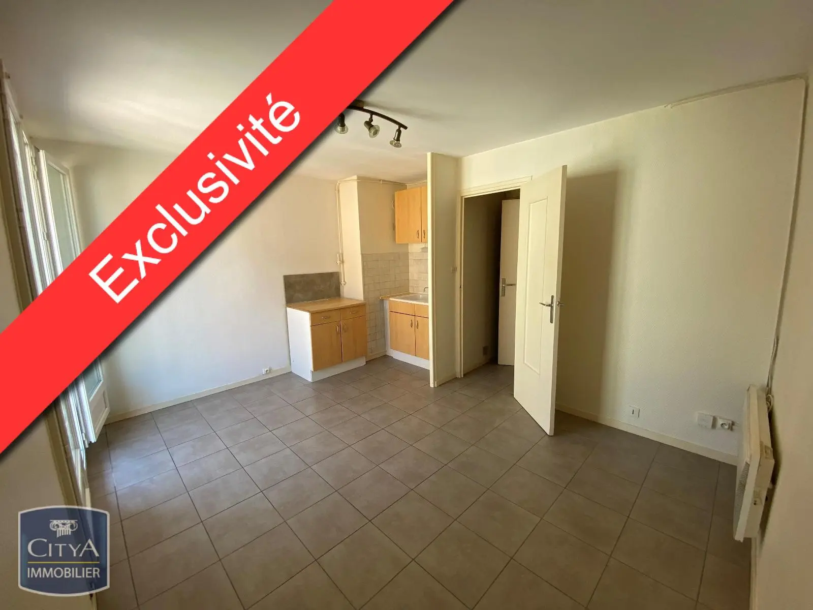 Photo 1 Appartement 1 pièce 20m²
