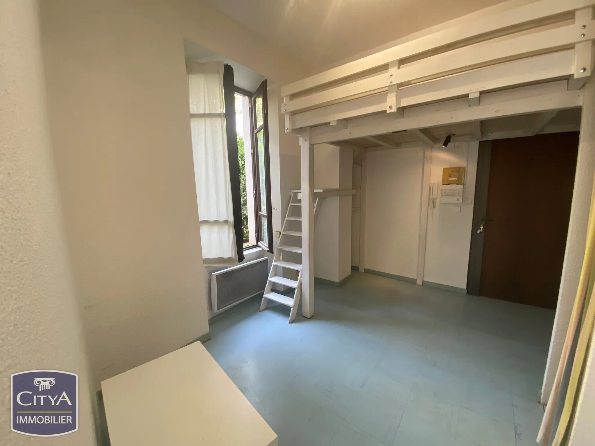 Photo 3 Appartement 1 pièce 16.74m²