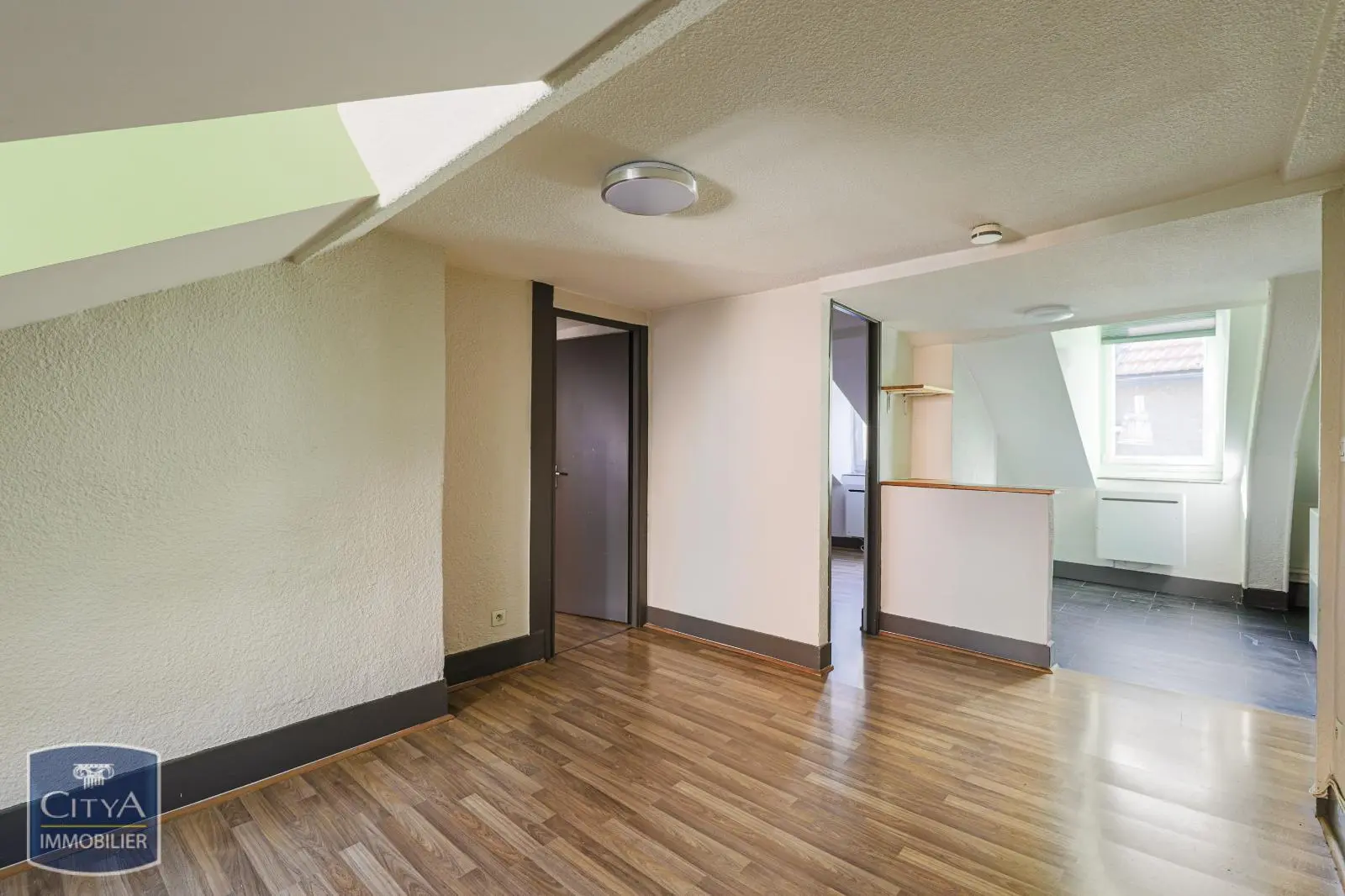 Photo 1 Appartement 3 pièces 42m²