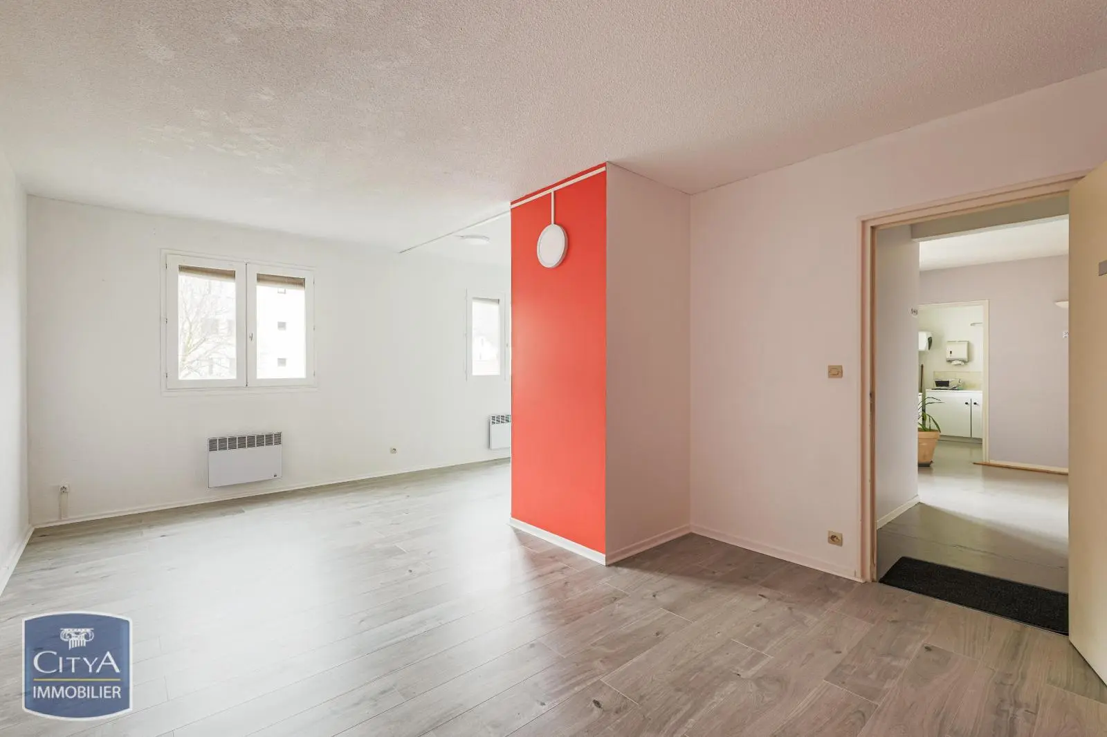 Photo 4 Local Professionnel 4 pièces 124m²