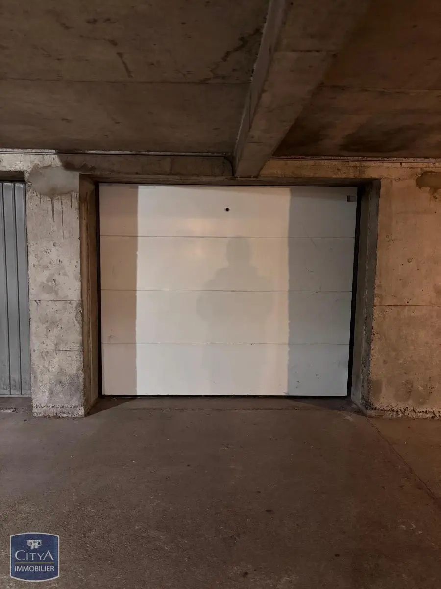 Photo 1 Parking 15.5m²