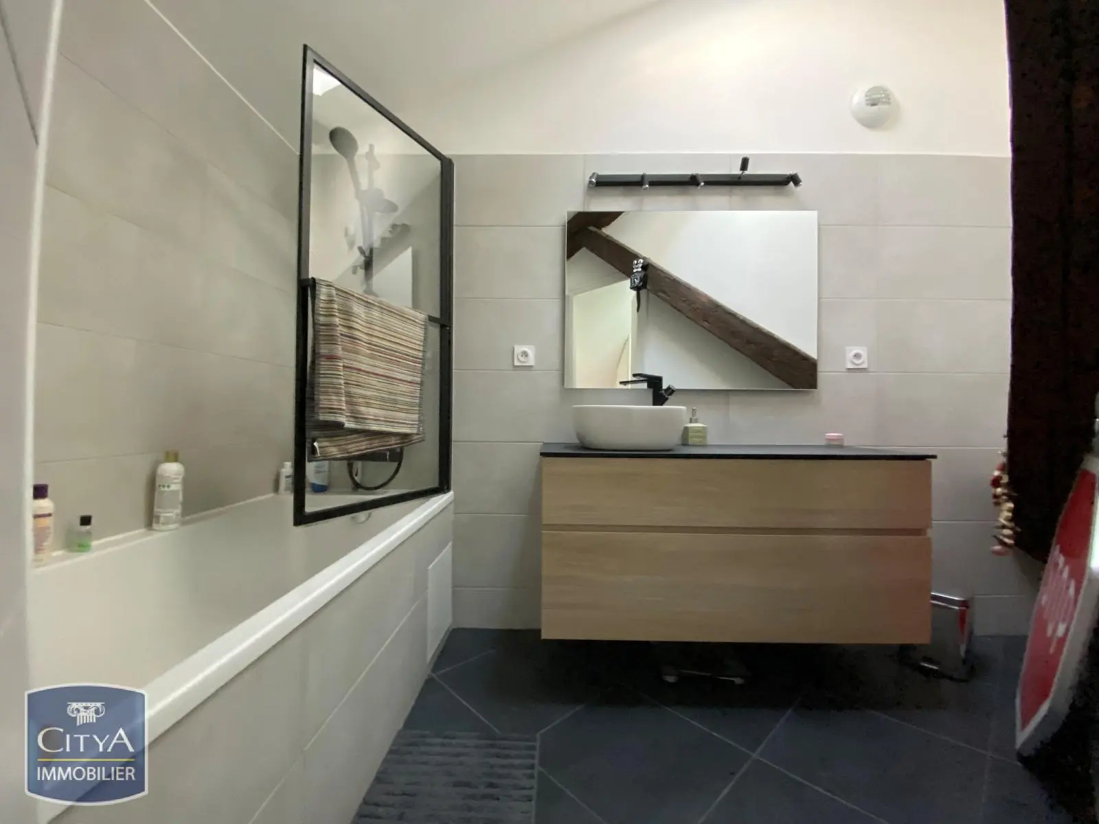 Photo 11 Appartement 4 pièces 95.7m²