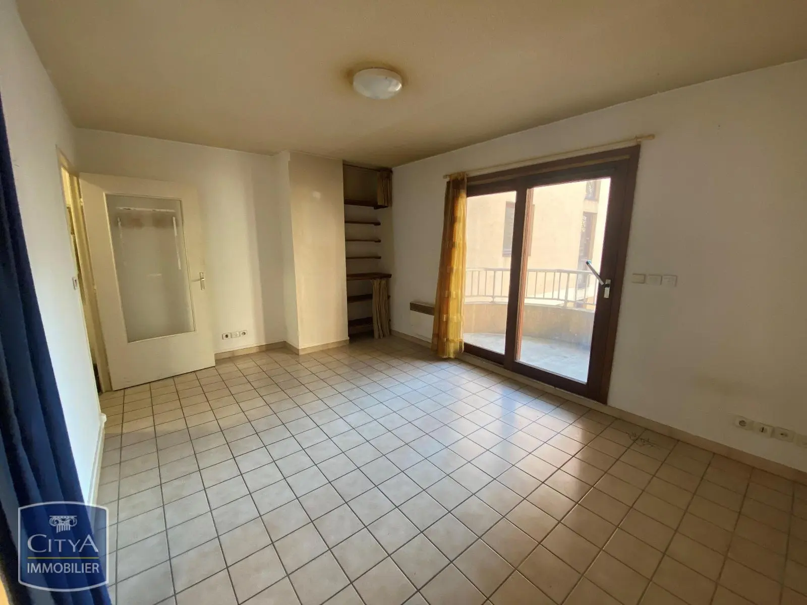 Photo 2 Appartement 1 pièce 26.5m²