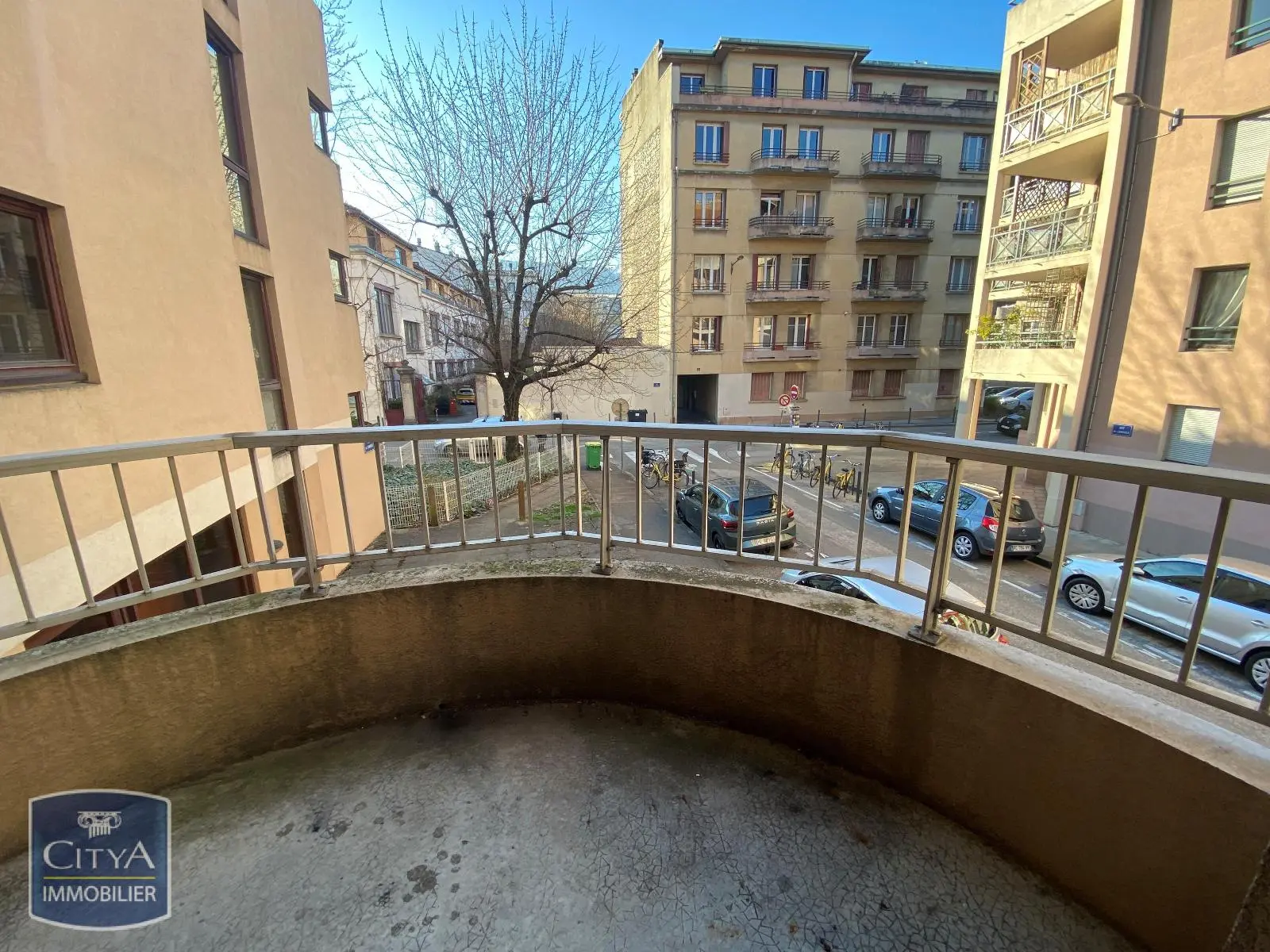 Photo 1 Appartement 1 pièce 26.5m²