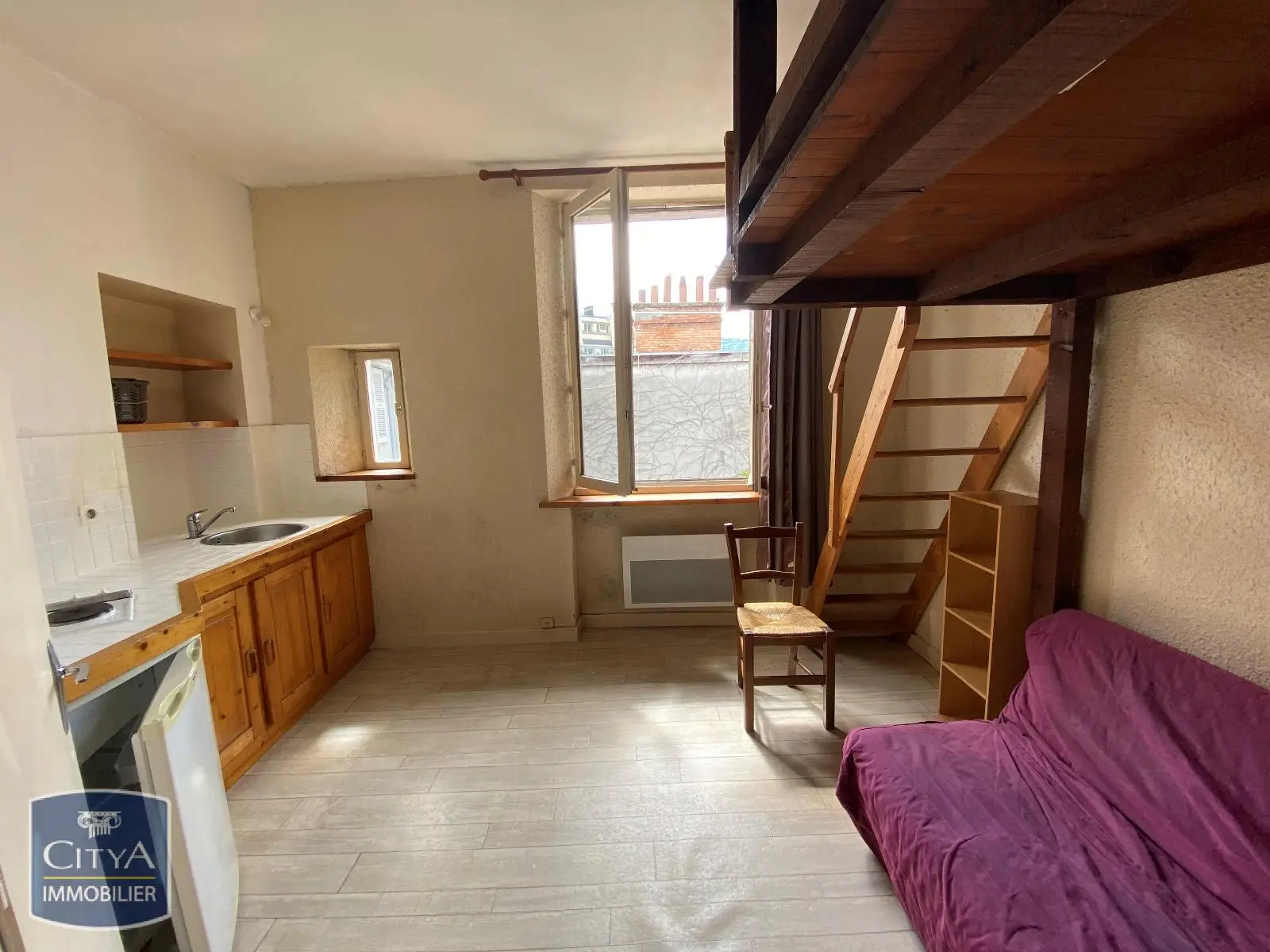 Photo 2 Appartement 1 pièce 14.16m²